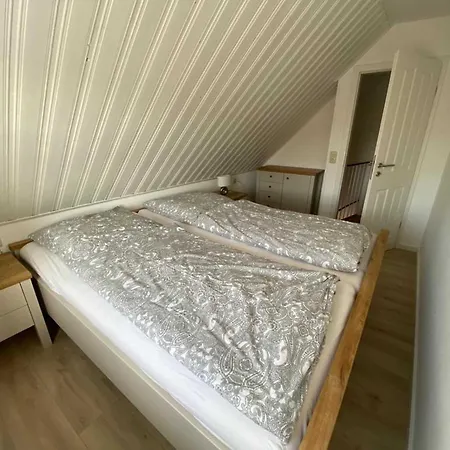 Apartment Meerhuus, 45229 *